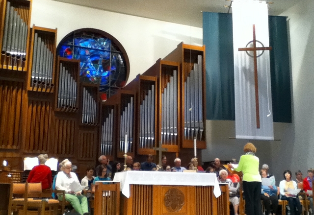 Methodist Temple choral
                    readings session