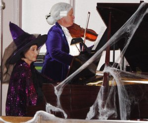 Boo
                        in Boonville concert, piano and violin duet