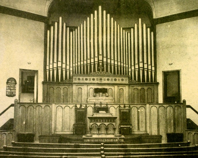 Former Kilgen organ at First Baptist, Owensboro