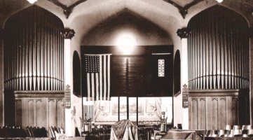 Zion UCC
                Evansville, Kilgen organ of 1917